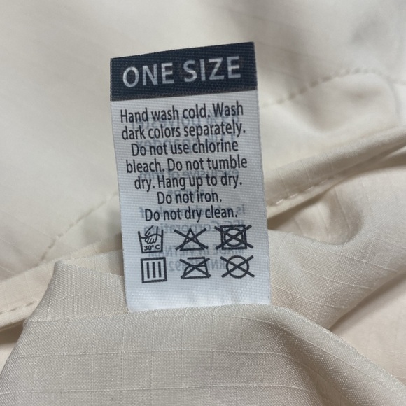 Layer 8 ivory/cream floppy sun hat with adjustable chin strap - Picture 6 of 7